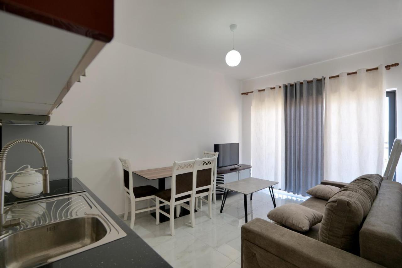 Arijons Apartments Sarandë Buitenkant foto